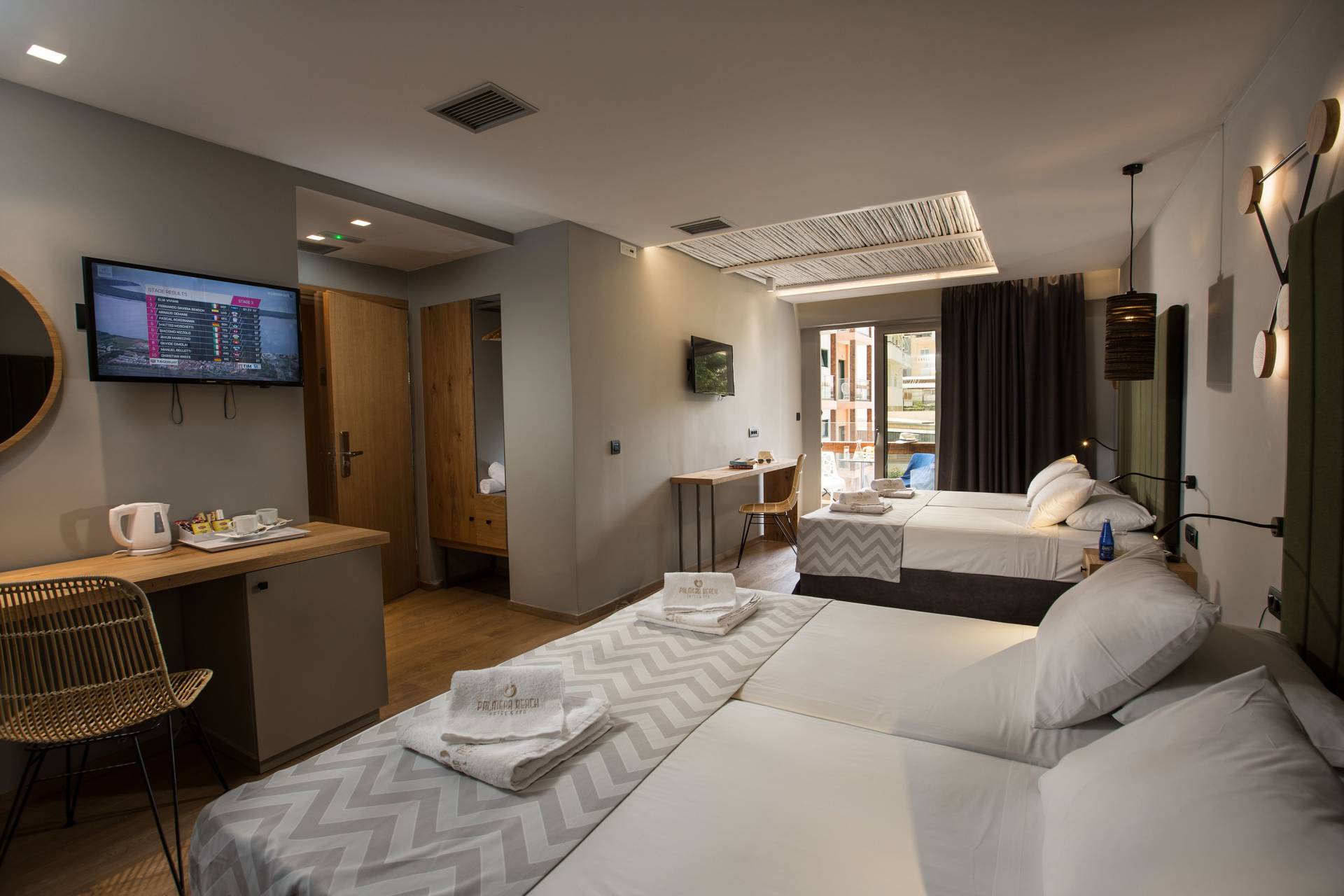 Palmera Beach Superior Open Plan 4 Beds 2