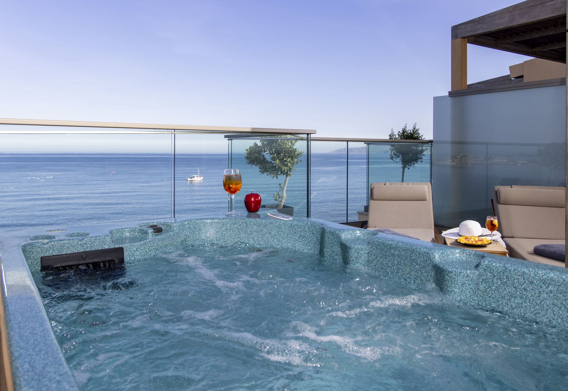 Palmera Beach Hotel Deluxe Room Sea View Outdoor Jacuzzi 5099 2